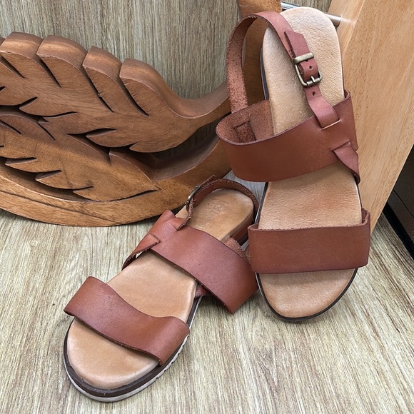 BERTICHI Strappy Sandals - 38 (EU) Brown - Picture 2 of 7